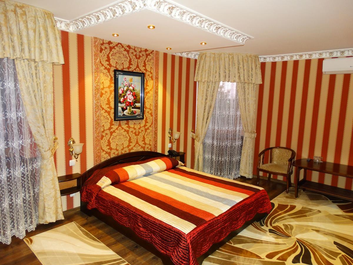 Hotel Papillon Taskent Exterior foto